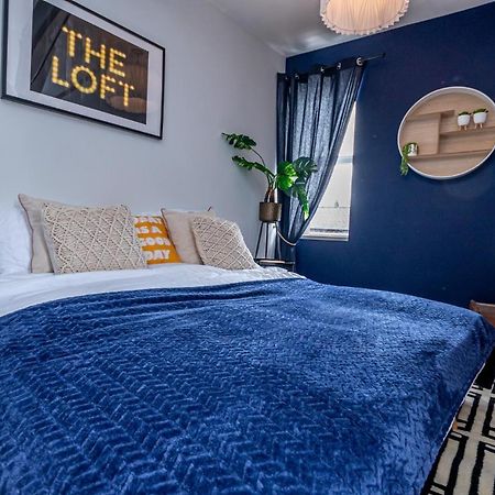 Flat 5, Super King Bed, Free Parking, Workspace, Free Wi-Fi Nottingham Bagian luar foto